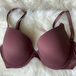 Victorias Secret PINK Wear Everywhere push-up 34D